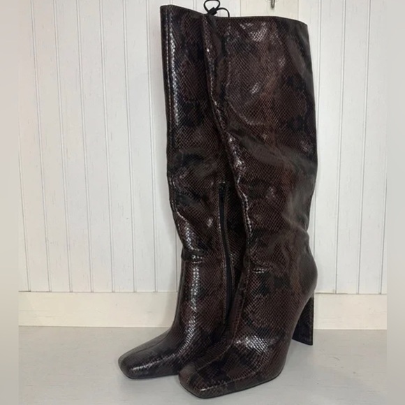 Zara HEELED ANIMAL PRINT BOOTS. Snake. Sizes 8, 9. New with Tags. - Picture 11 of 12